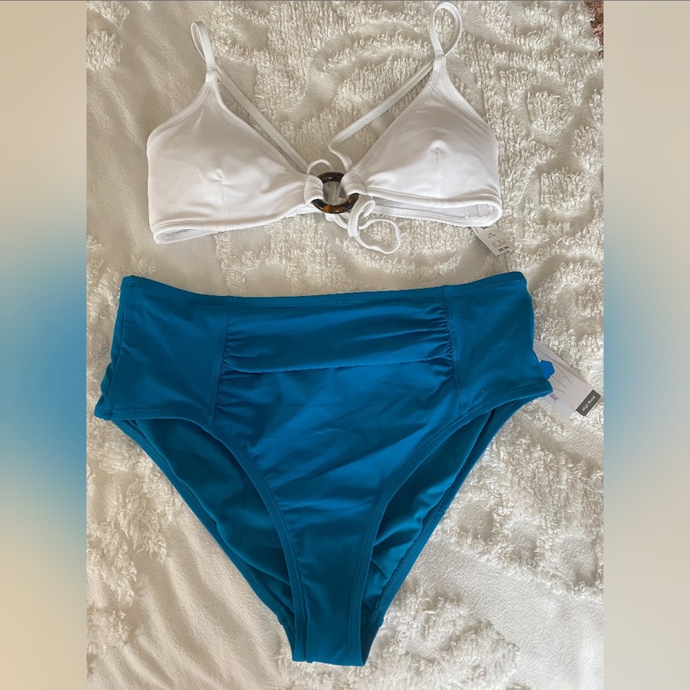 NWT Teal and white bikini. High waisted bottoms.